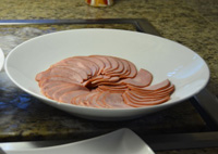 �n�������{�ɒ蒅�����O���̉��H�H�i